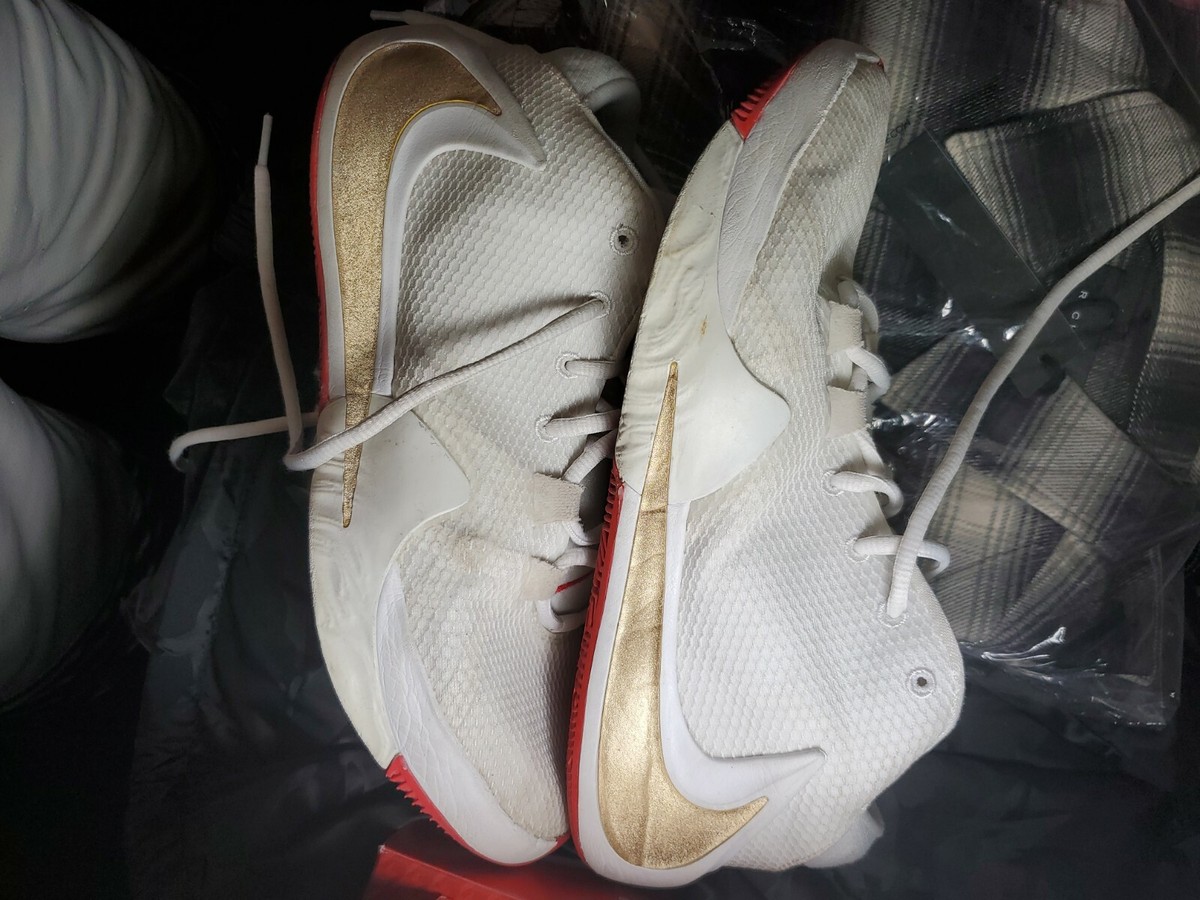 NIKE - ナイキ NIKE ZOOM FREAK 1 GS &#39;ROSES&#39;  25cm Size 10 - Nike Zoom Freak 1 Roses 2019 Giannis White