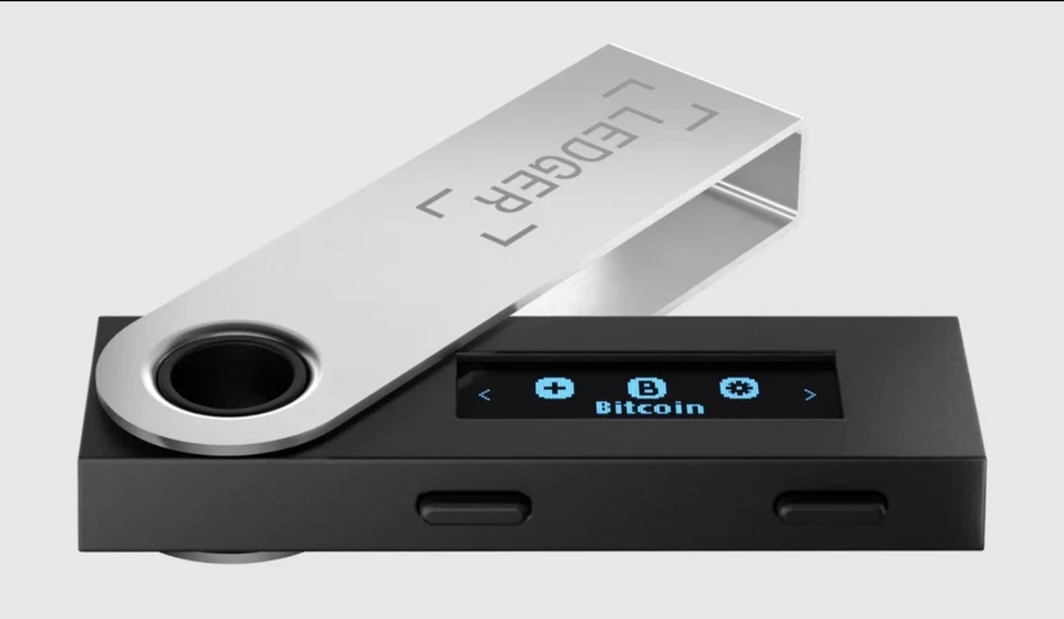 Ledger Nano S USB Cryptocurrency Cold Storage Hardware Wallet New and Sealed - Image 3 of 4