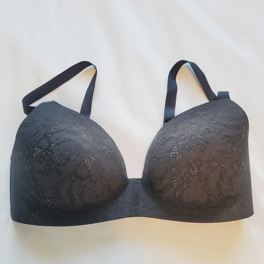 Uniqlo Black Lace Wireless Bra 34/36 C D DD