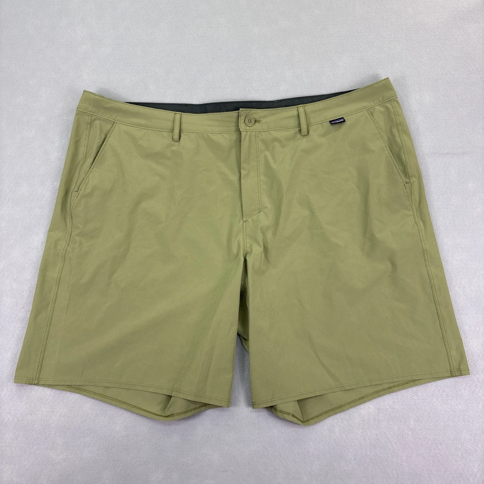 Patagonia Hydropeak Hybrid Shorts Mens 40 Green 4-Way Stretch 9" Outdoor
Opens in a new window or ta