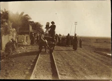 Photo Egypt, Kharga Oasis, Reilweg Film Trolly, Film Team - 10724046