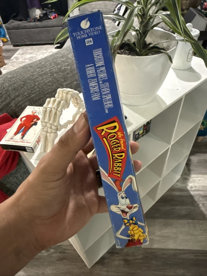 Who Framed Roger Rabbit (VHS, 1997) - Image 2 of 4