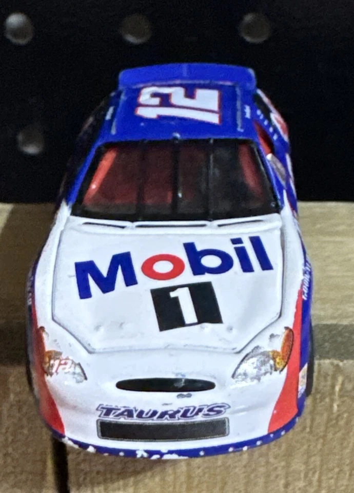 1999 Action #12 Jeremy Mayfield Mobile1 Ford Taurus 1:24 Scale Die-Cast Car - Image 2 of 4
