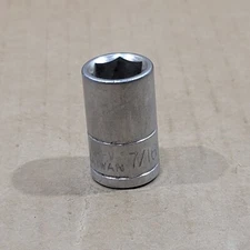 Vintage Great Neck 7/16" Socket 6 point 3/8" Drive Taiwan