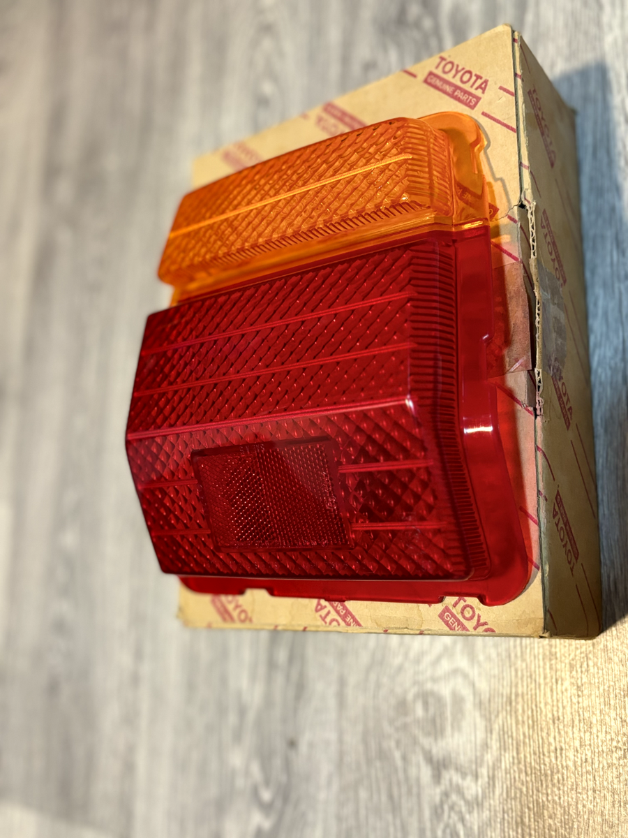 LENS, REAR COMBINATION LAMP, RH TOYOTA CRESSIDA RX30 MX32 | eBay