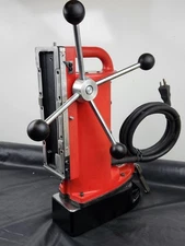 VERY NICE!! Milwaukee 4203 Electromagnetic Drill Press Base FULLY TESTED! 