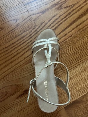 Ladies aerosoles champagne colored wedge sandals size 9.5 M.