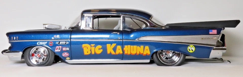 Danbury Mint 1957 Chevy Super Pro Street Big Kahuna #318 scale 1:12 INV# 3555 - Image 4 of 4