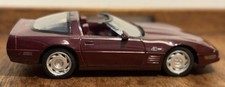 Maisto 1/18 Diecast Ruby Red 1993 Chevrolet Corvette ZR-1 Convertible 40th Anniv