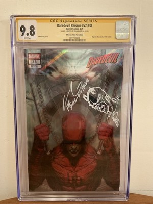 Daredevil #38 whatnot exclusive John Giang prism foil Signed + Sketch! CGC 9.8!