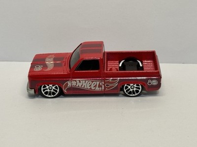 Hot Wheels 83 Chevy Silverado 80th Anniversary & 83 Silverado