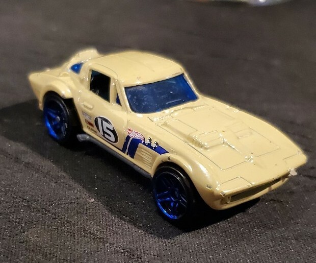 hot wheels corvette 5 pack