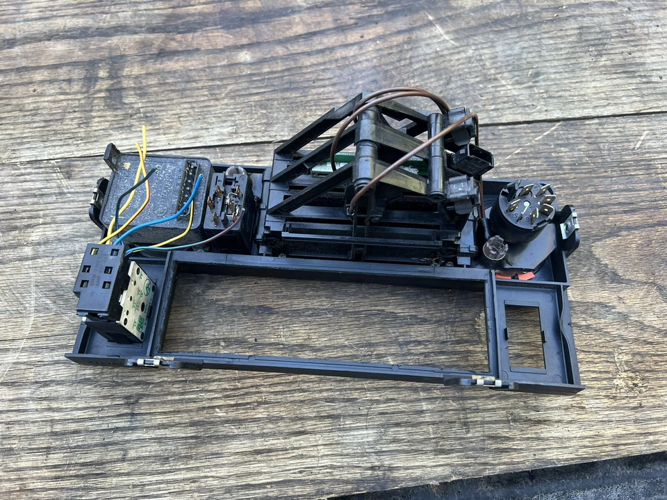 ✅ 82-88 BMW e28 serie 5 AC módulo de control climático temperatura calor 61311377251 1377251 Foto 2 de 3