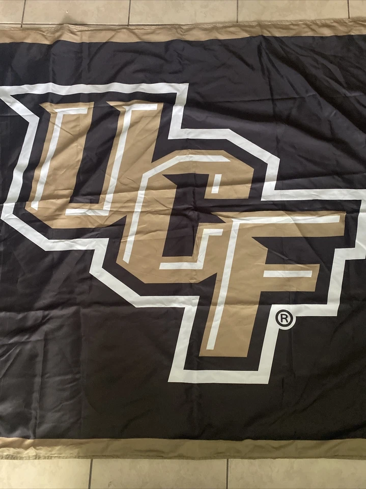 UCF Knights Slanted Cheer Flag Large 6ft X 10ft - Image 2 of 4