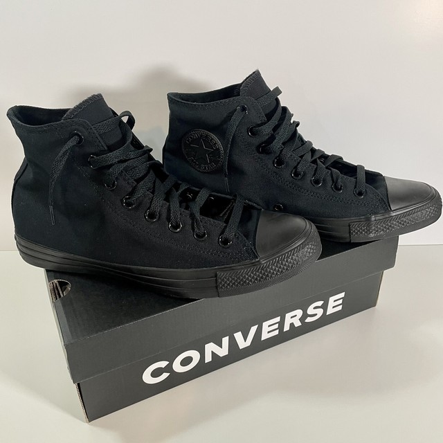 converse solid black