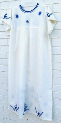 jora embroidered peasant dress Amanda Embroidered Peasant Dress main image 0