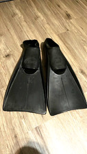 SCUBA FINS SIZE 9-10 WOMENS DACOR CORDA VINTAGE MADE IN ITALY