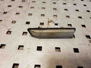 BMW X5 E53 Kotflügelblinker vorne links 63132492179 4.4 Benzin 235kw 26124135