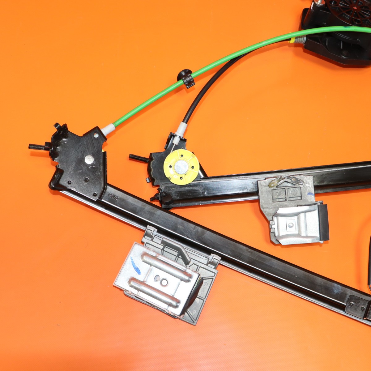 FERRARI F12 BERLINETTA WINDOW REGULATOR RIGHT 2013 2014 2015 2016 2017 83965400