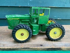 Vintage Original ERTL 1/16 Scale John Deere 7520 4WD Farm Toy Tractor USA