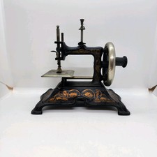 Muller 15 Miniature Childs Hand Crank Sewing ...