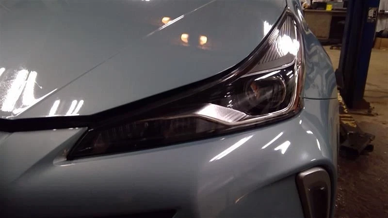 19 20 21 22 Toyota Prius Passenger Right Headlight LED Without Adaptive - Image 2 of 4