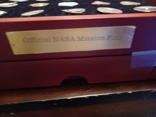 50 vintage NASA STS MISION PINS, PENDANTS, RIBBONS, MINT COND
