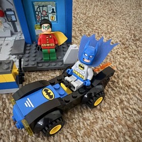 LEGO Batman: Defend the Batcave 10672 Juniors Set 150 Pcs Batman Robin Retired!
