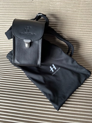 Hasselblad 'Stellar' black leather carrying case with strap - made in Italy - Picture 12 of 16
