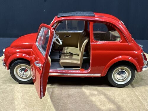 Burago Fiat 500 F Closed Roof 1965 Red Diecast Model Gold Collection 1:16 - Picture 13 of 18