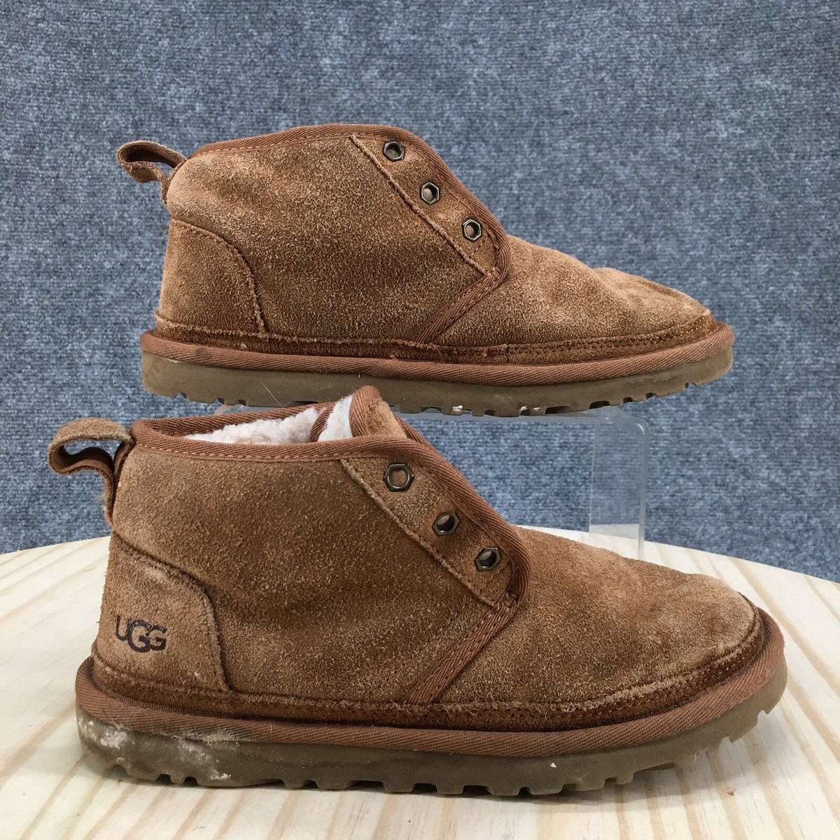 UGG Boots Womens 6 Neumel Lace Up Winter Chukka 1094269  display picture 1