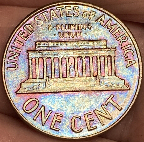 1965-P Lincoln Memorial Penny Brilliant Lustrous Rainbow Toned #4 - Picture 2 of 11