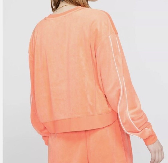 nike women's retro femme terry cropped crew sweatshirt