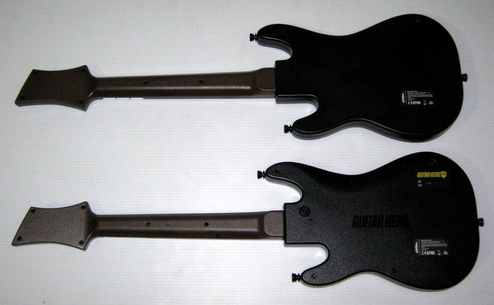 2 x Guitar Hero Guitars - Hero Power - PS3/PS4 + Xbox 360/One - PAL - VGC - image 2 of 2