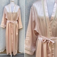 Vintage Oscar de la Renta blush pink satin robe