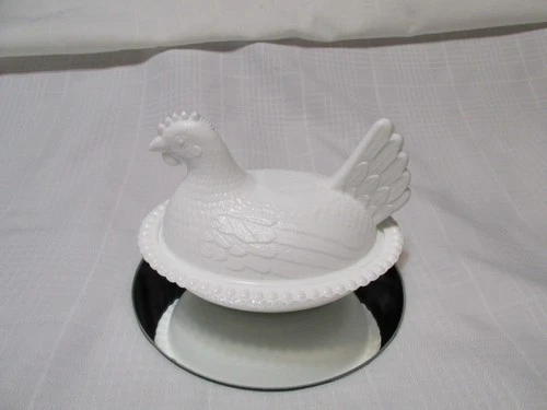 Vintage Indiana White Milk Glass Hen on Nest Covered Bowl  Dish