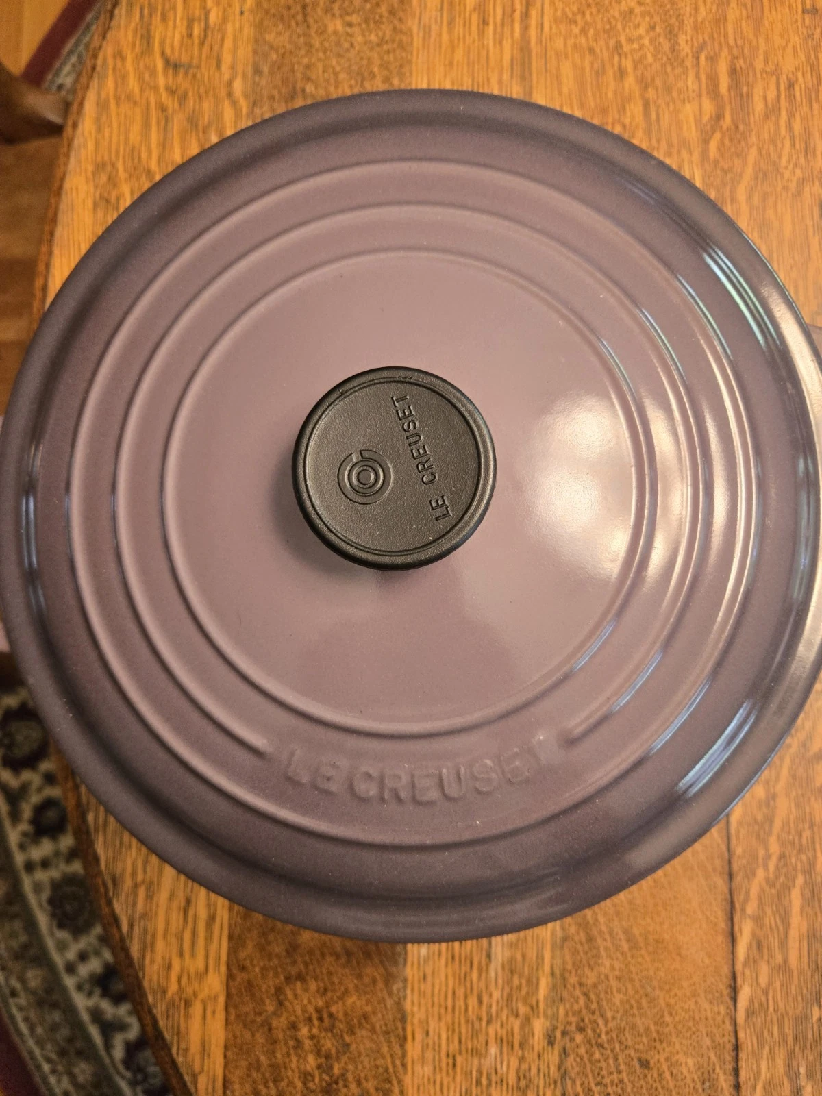 Vintage Le Creuset Purple 26 Enamel Dutch Oven Cast Iron 5.5qt - * Damaged Read