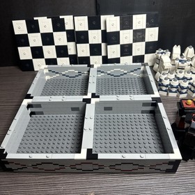 LEGO 40174 COMPLETE Chess Set -Retired-  No Box or Manual or Checkers