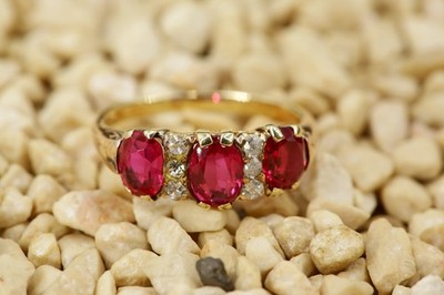Art Deco Ring 585 Gold Rubin 1,50 ct. Ringgröße 48 Diamanten Altschliff 0,06 ct.