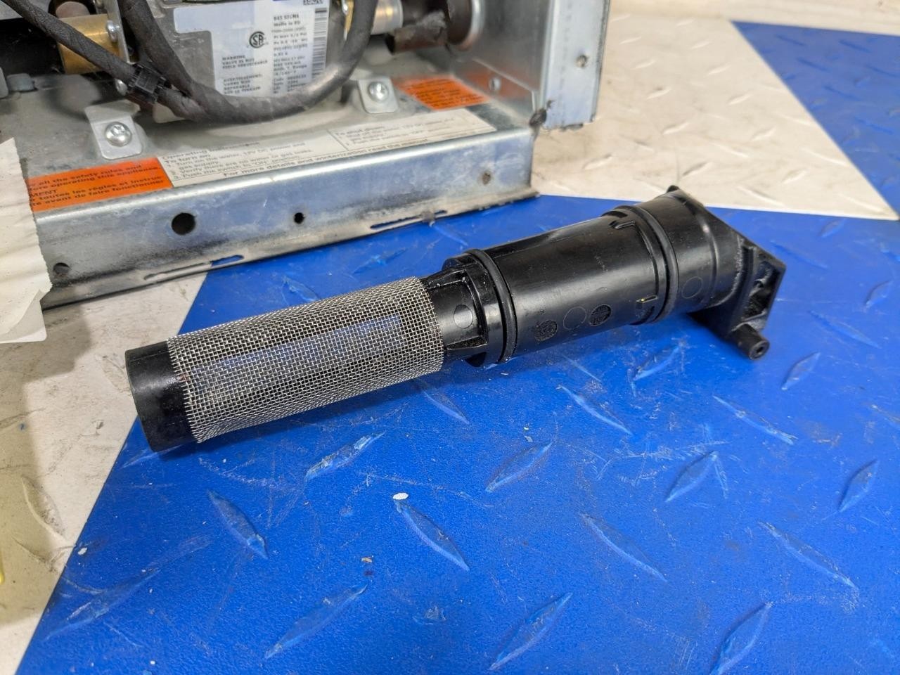 Truma DLE 60C Tankless Water Heater 12V DC RV Camper Motorhome Boat *TANK CRACK