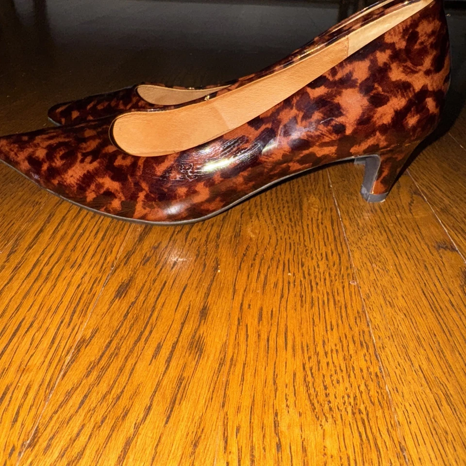 Suave Mujer Gatito Tacón Tortuga Punta Patente Animal Talla 7W  Foto 3 de 4