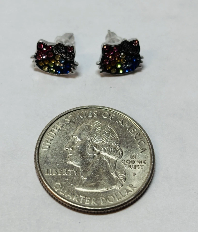 Aretes Sanrio de plata esterlina 925 Hello Kitty multicolor circonita cúbica Foto 4 de 4