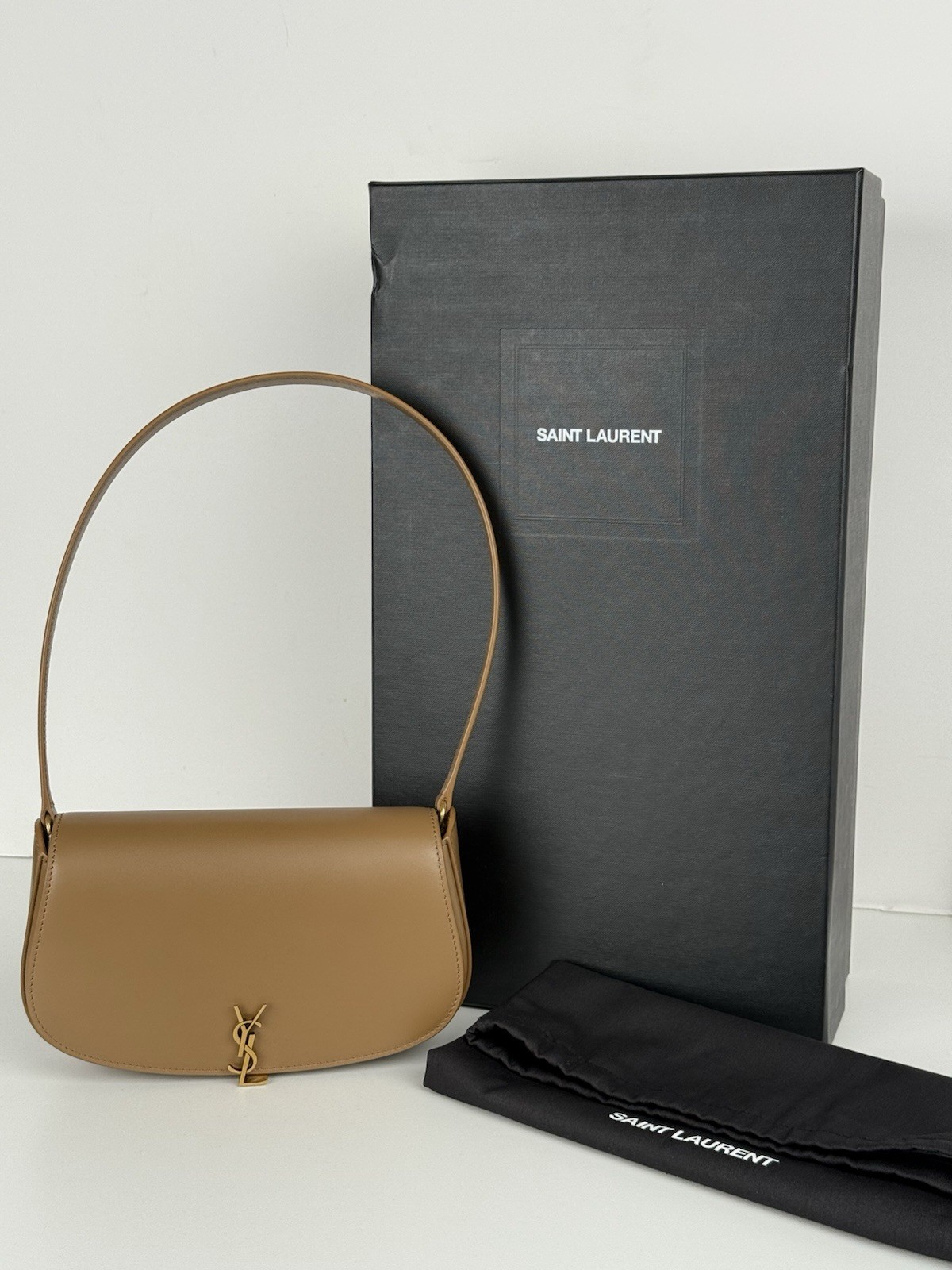 Borsa a tracolla Saint Laurent Voltaire in pelle marrone