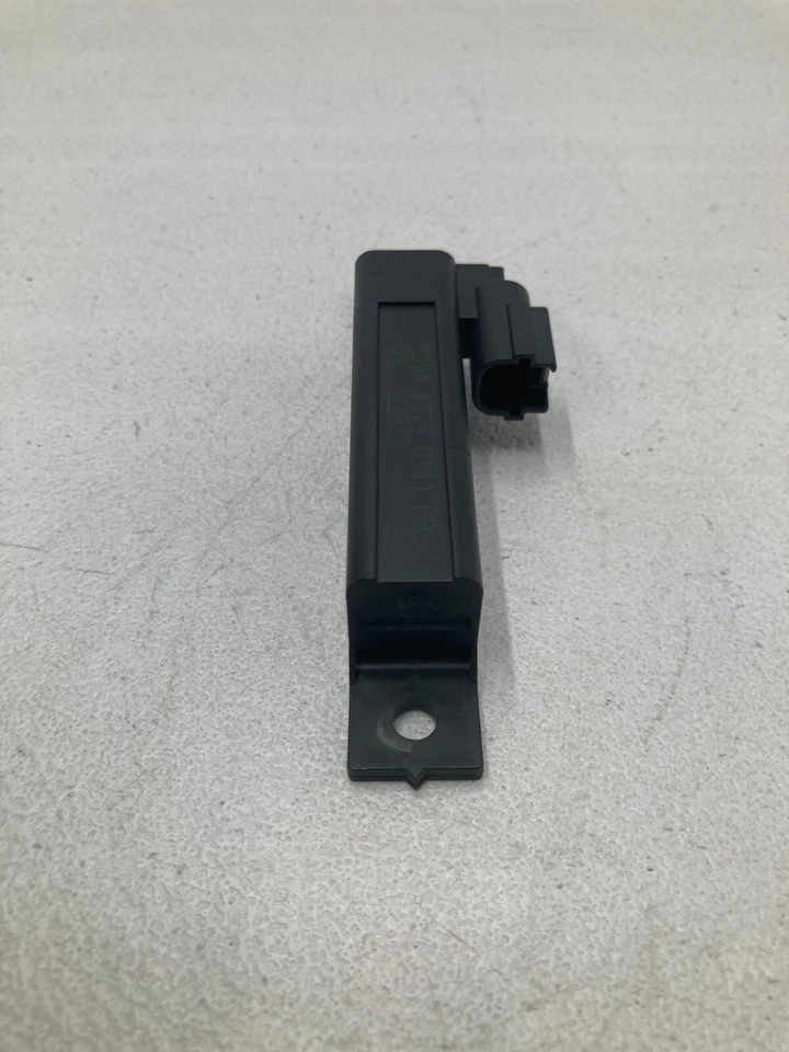 08-12 Infiniti EX35 Llave inteligente Entrada sin llave Sensor de proximidad Módulo de control OEM Foto 3 de 4