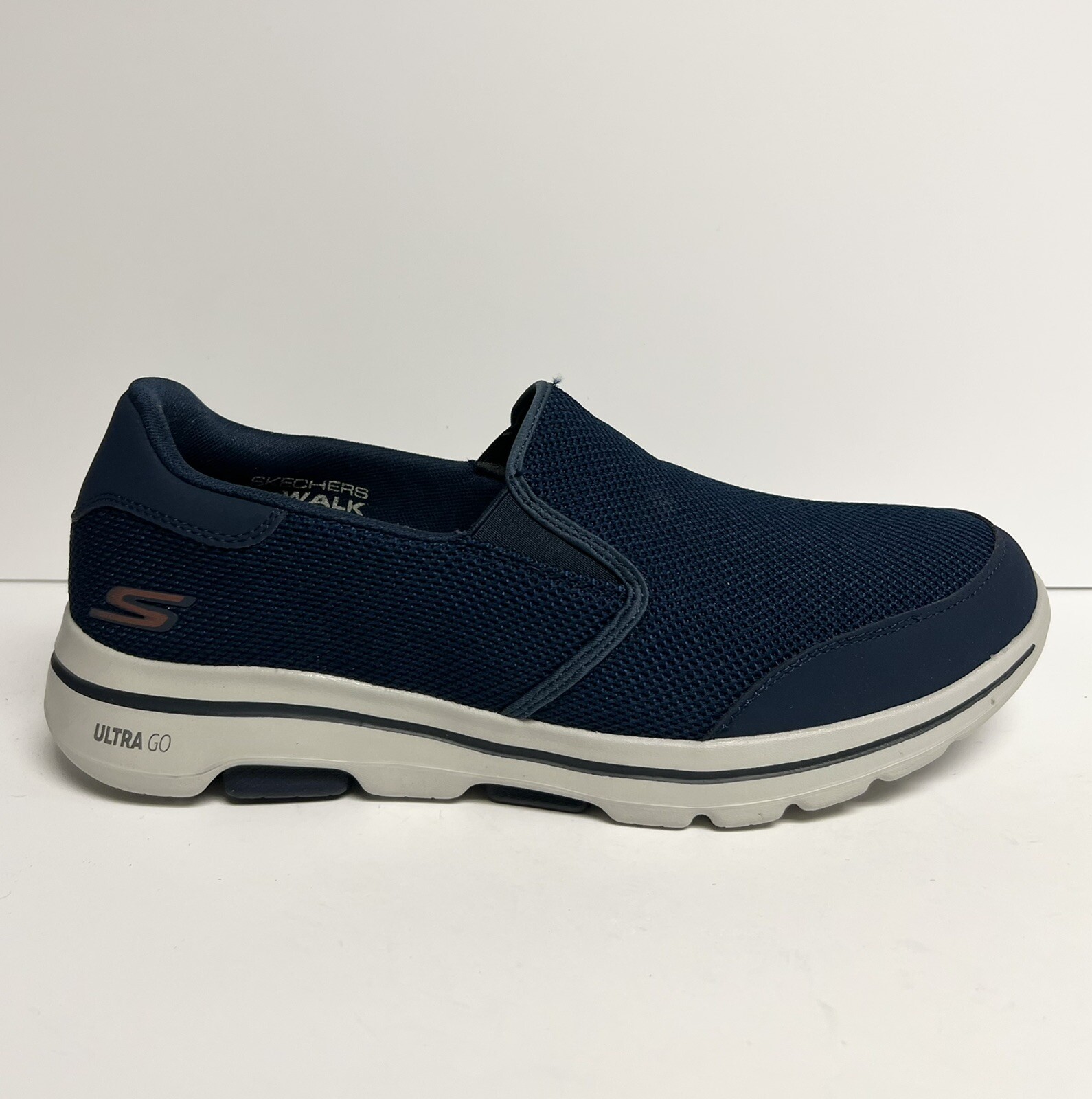 Skechers Mens GoWalk 5 Walking Shoes 