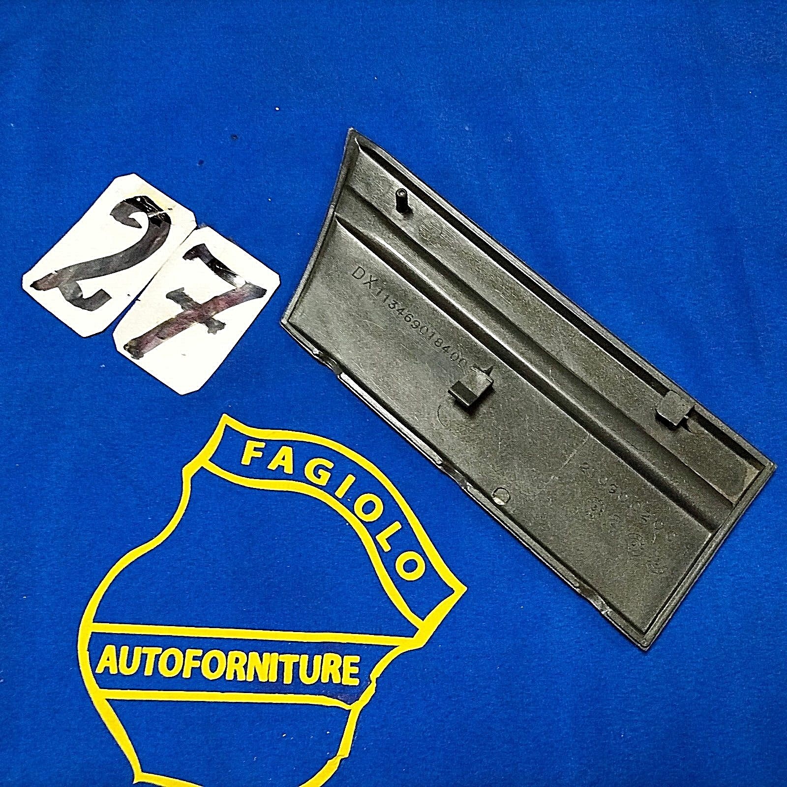 Foto 8 di 9