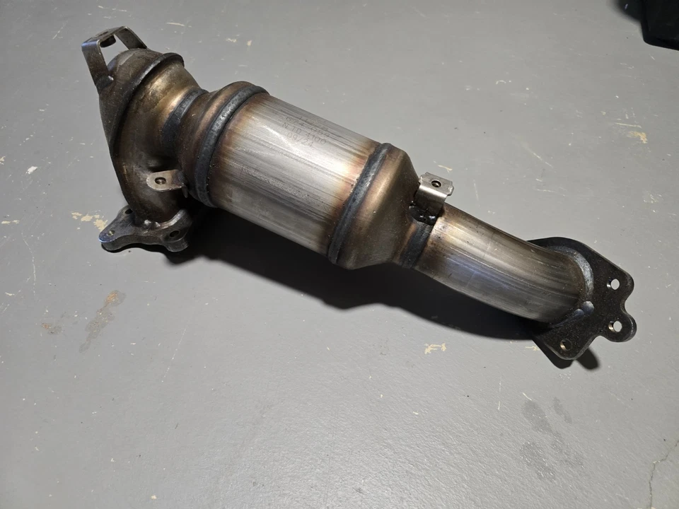 催化转换器带集成排气歧管东方制造 41228 — 第 3/4 张图片