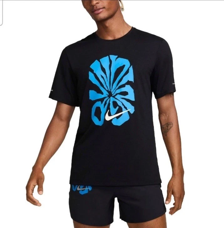 Nike Rise 365 Run Energy Dri-FIT Running Gym T-Shirt Men Size Large FZ1080-010
Opens in a new window