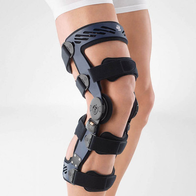 Bauerfeind Secutec 4-Punkt-Funktionsknieorthese bei Arthrose (ACL/LCP, rechtes K