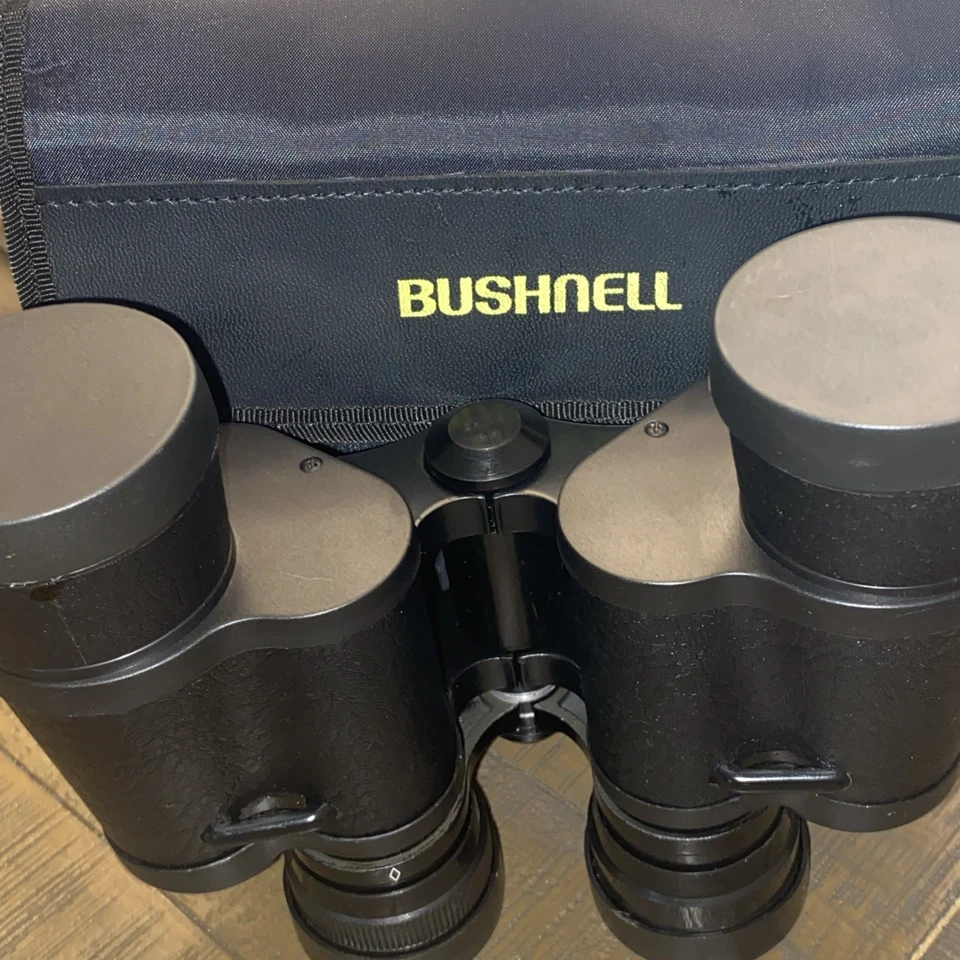 Binoculares Bushnell Insta Focus 7x35 420 pies 1000 yardas óptica recubierta con estuche Foto 4 de 4